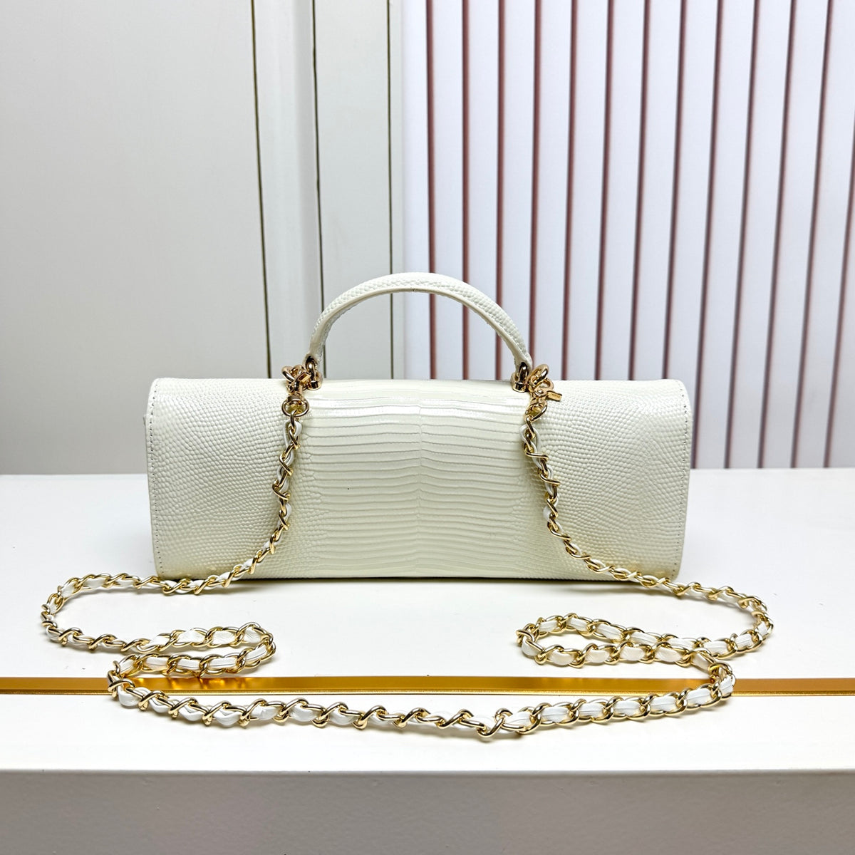 B1N96C25 Popular leather bag