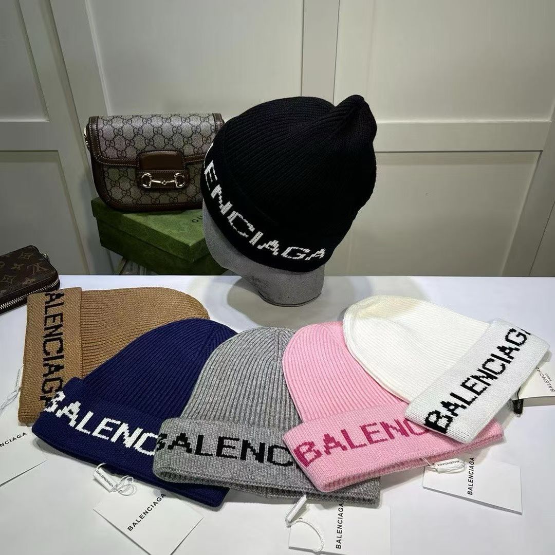 M1R86J86 Fashion hats