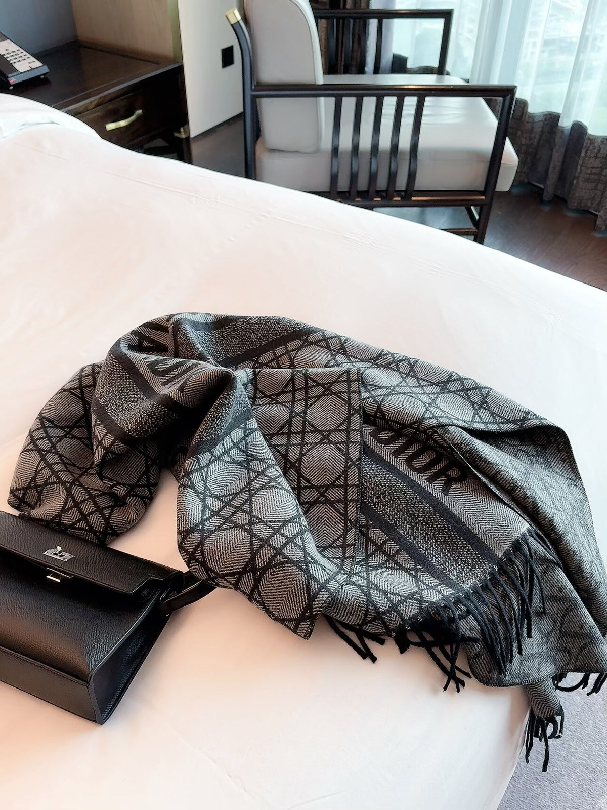 W1R86D106 Popular Winter Scarves