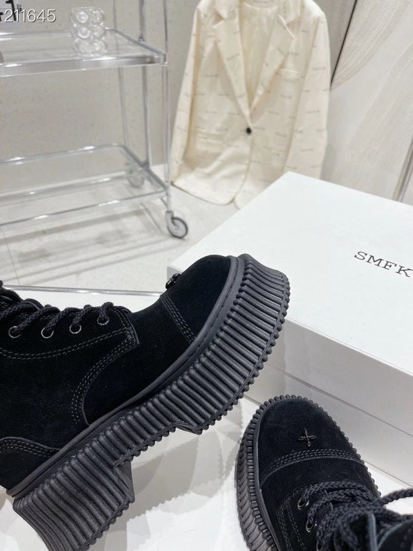Z2P96A21 Fashion high-quality shoes