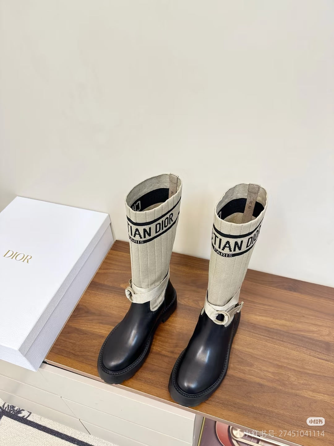 Z2P106D30 Fashion high-quality Boots