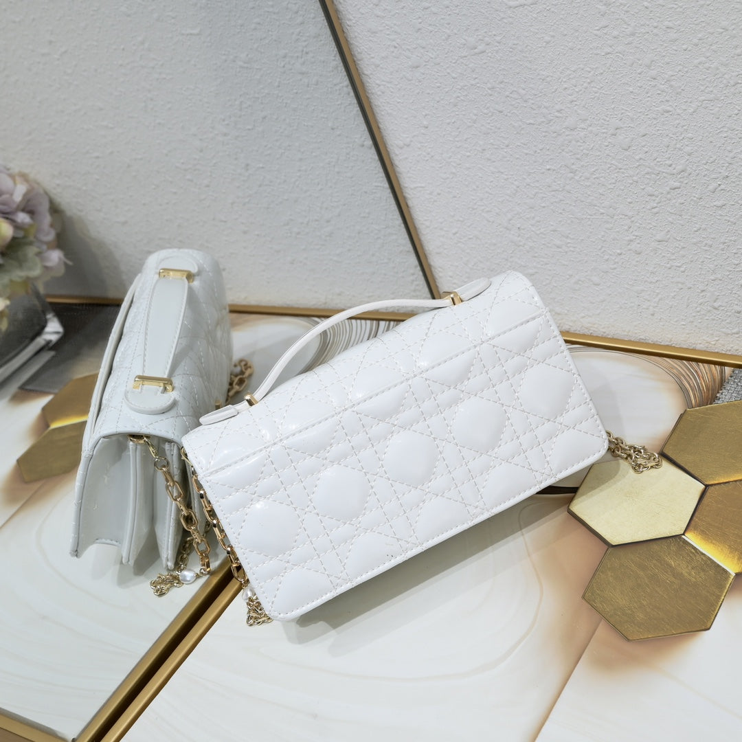 136ND27B Popular leather bag