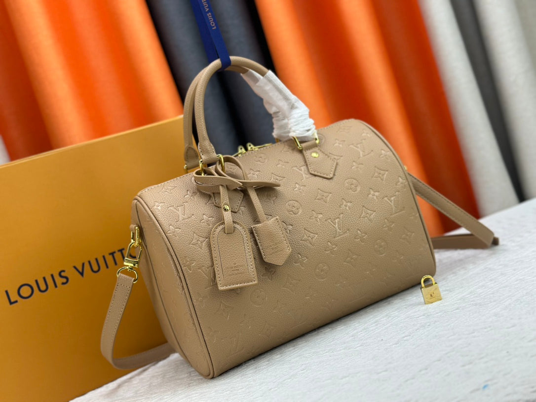 B1X56E29 Fashion leather bag