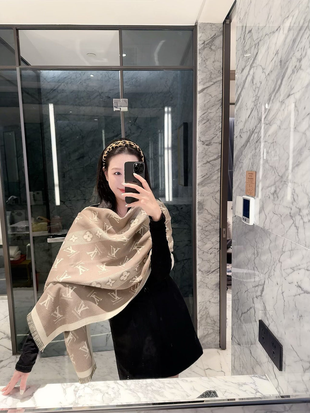 W1R106E62 Fashion Winter Scarves