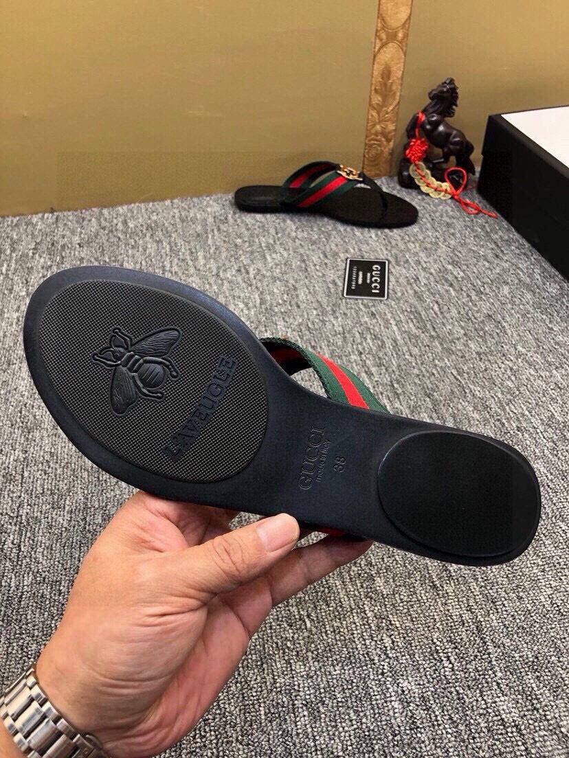 Z5R76B5 Fashion Slippers