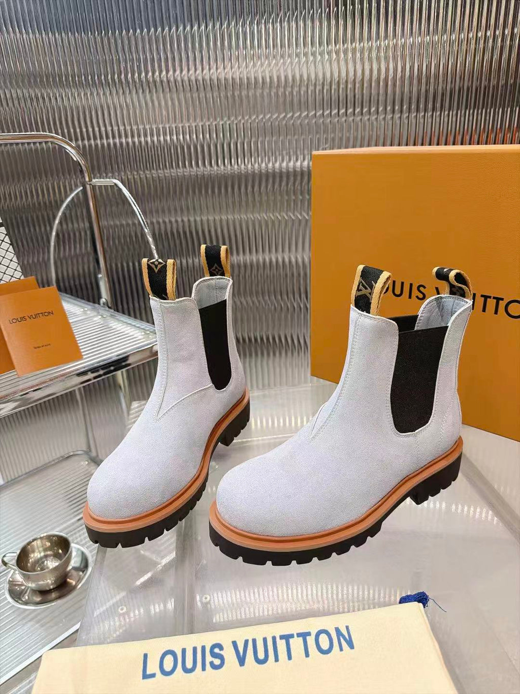 Z2P96E1 Popular high-quality leather shoes