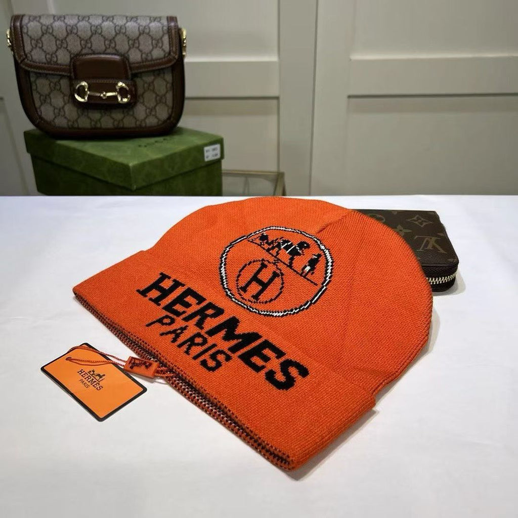 M1R86H46 Fashion hats