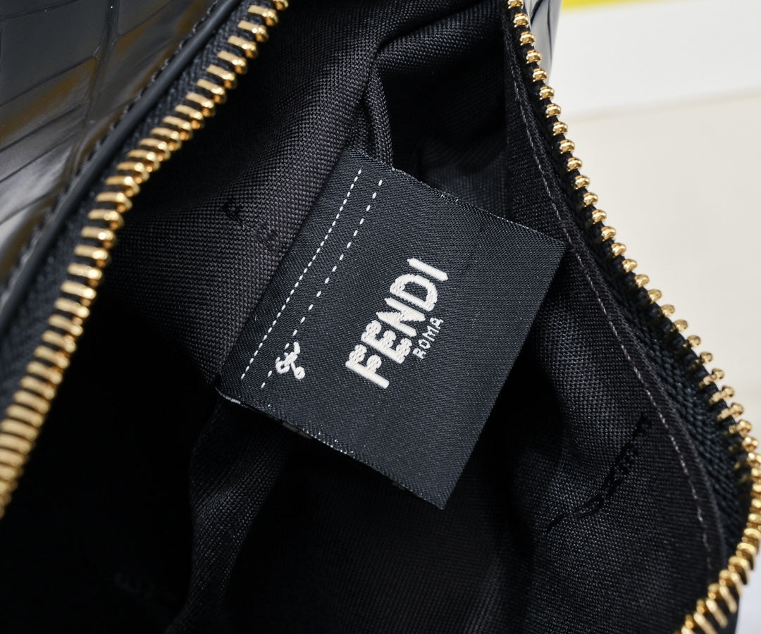 B1X66F2 Fashion high-quality leather bag