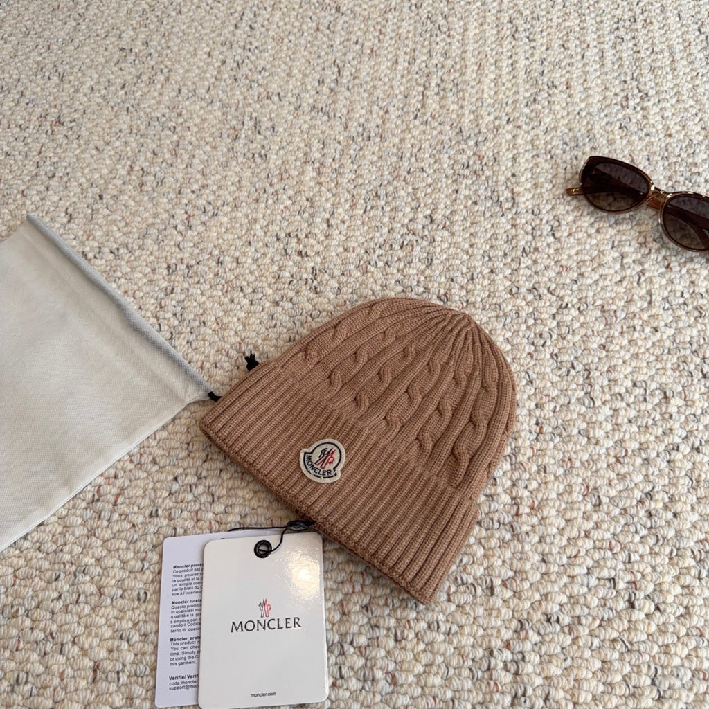 M1R96A14 Fashion hats