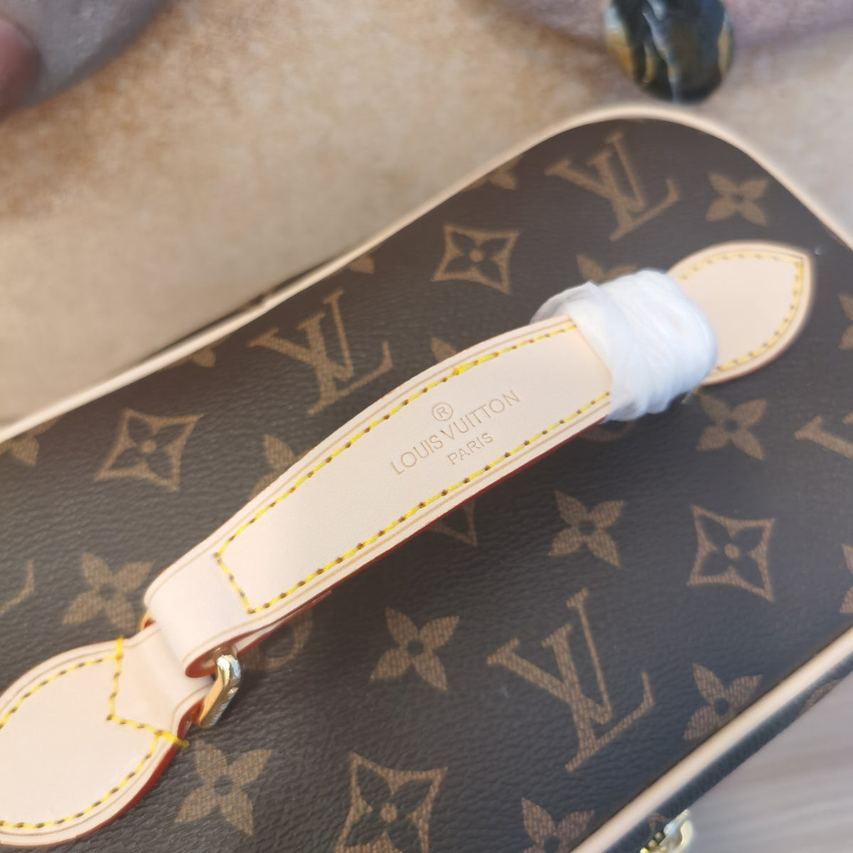1XE273B Popular  leather bag 