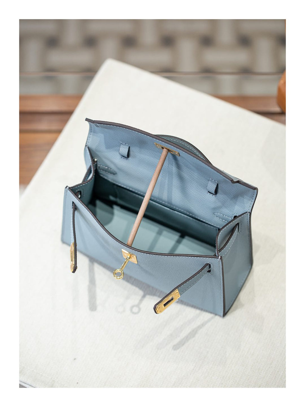 B1R66A4 Fashion leather bag