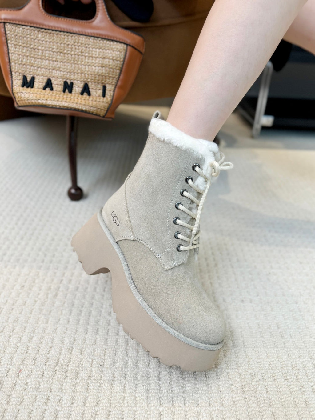 Z2P106U27 Fashion high-quality Boots