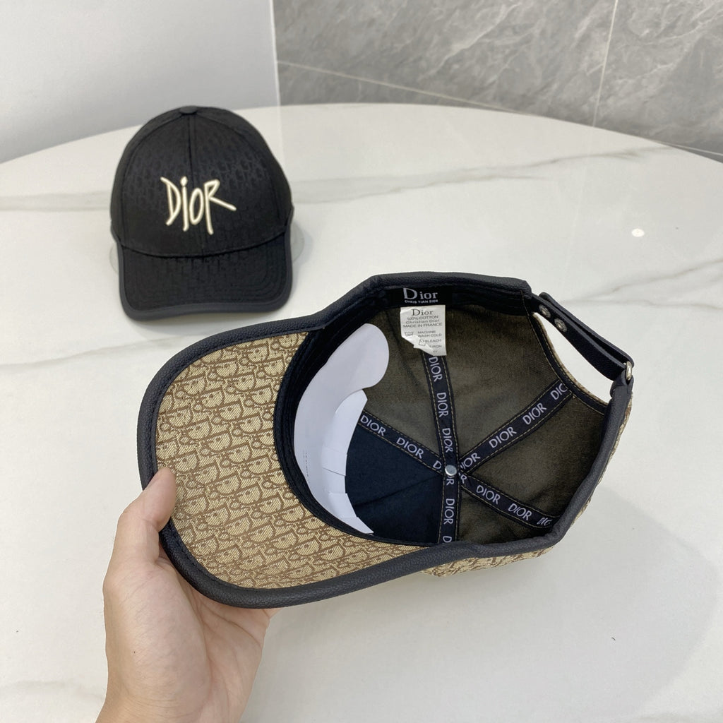 M1R86D111 Popular hats