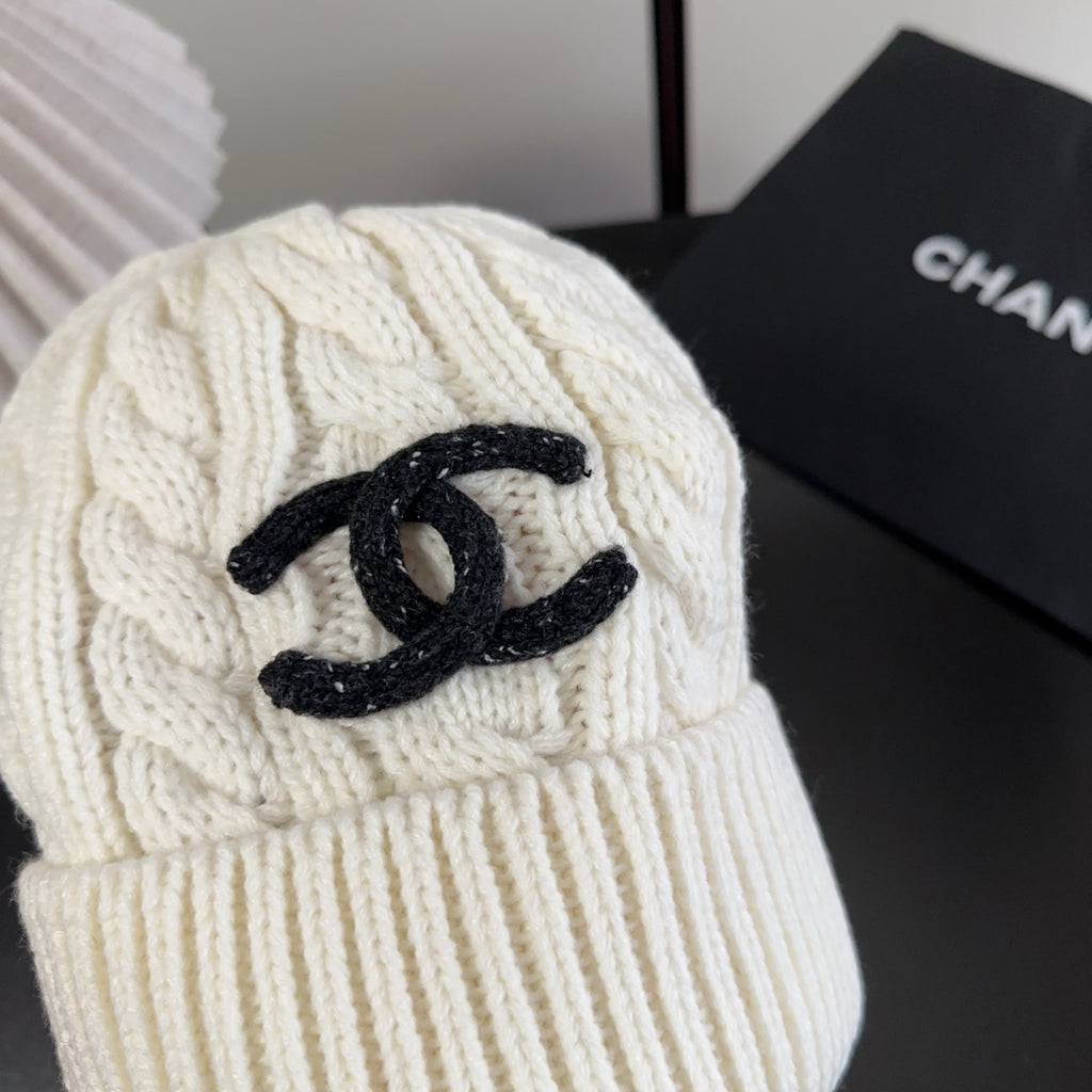 M1R86C23 Fashion hats