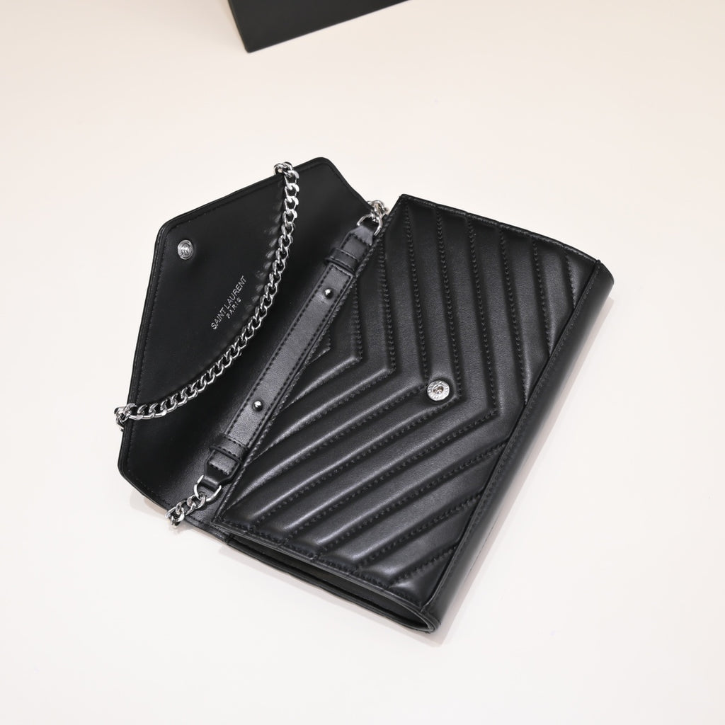 B1X66SL8 Fashion high-quality leather bag