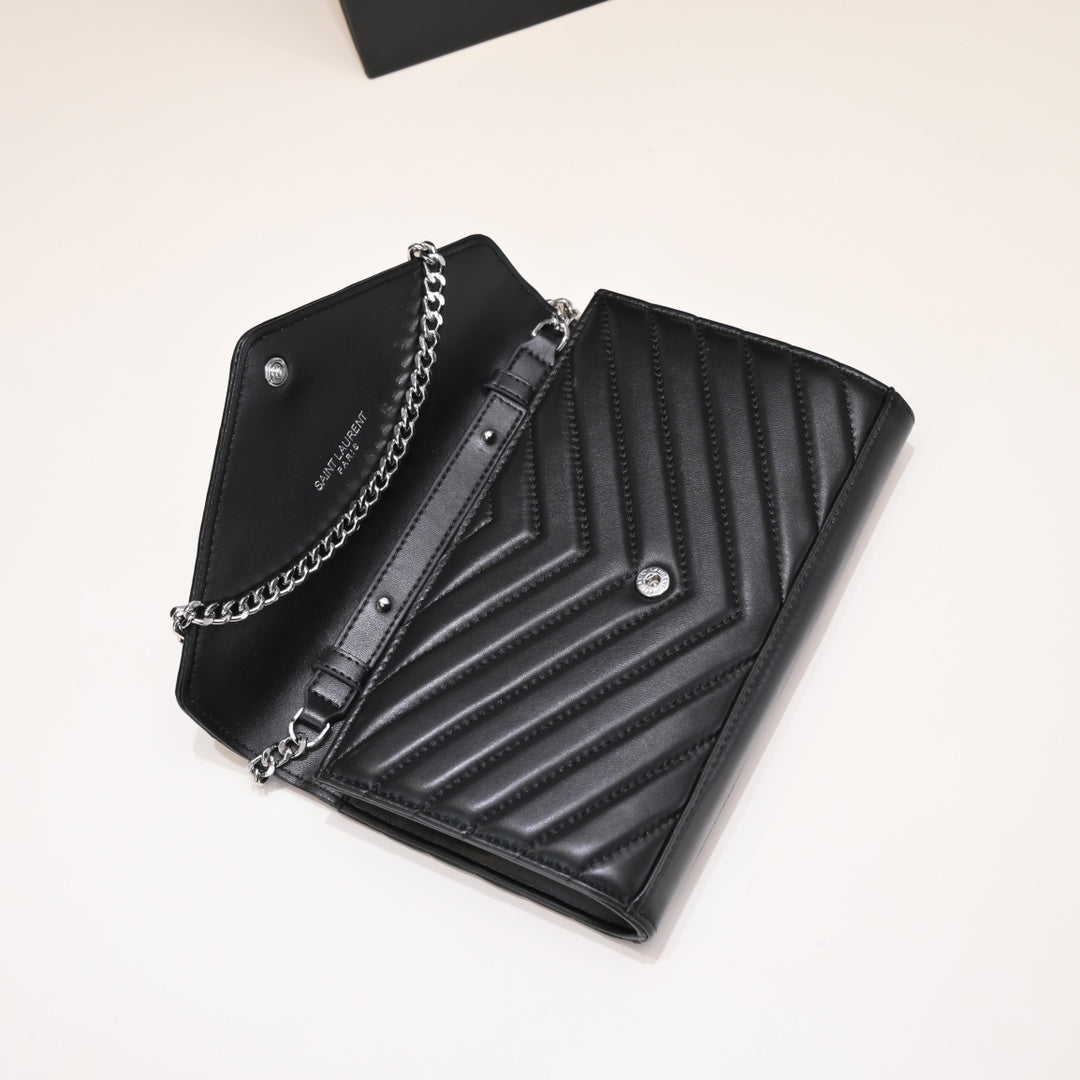 B1X66SL8 Fashion high-quality leather bag
