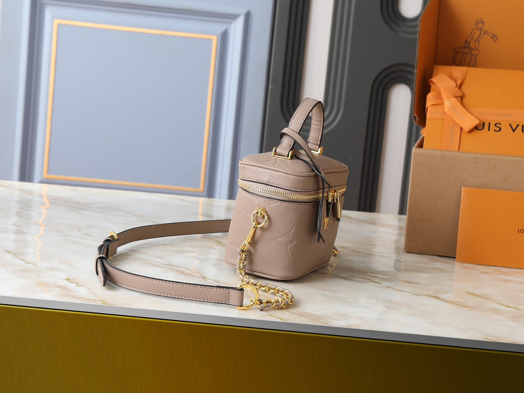B1P76E2 Fashion leather bag