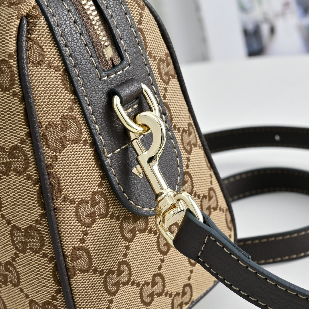 B1R76B02 Fashion bag