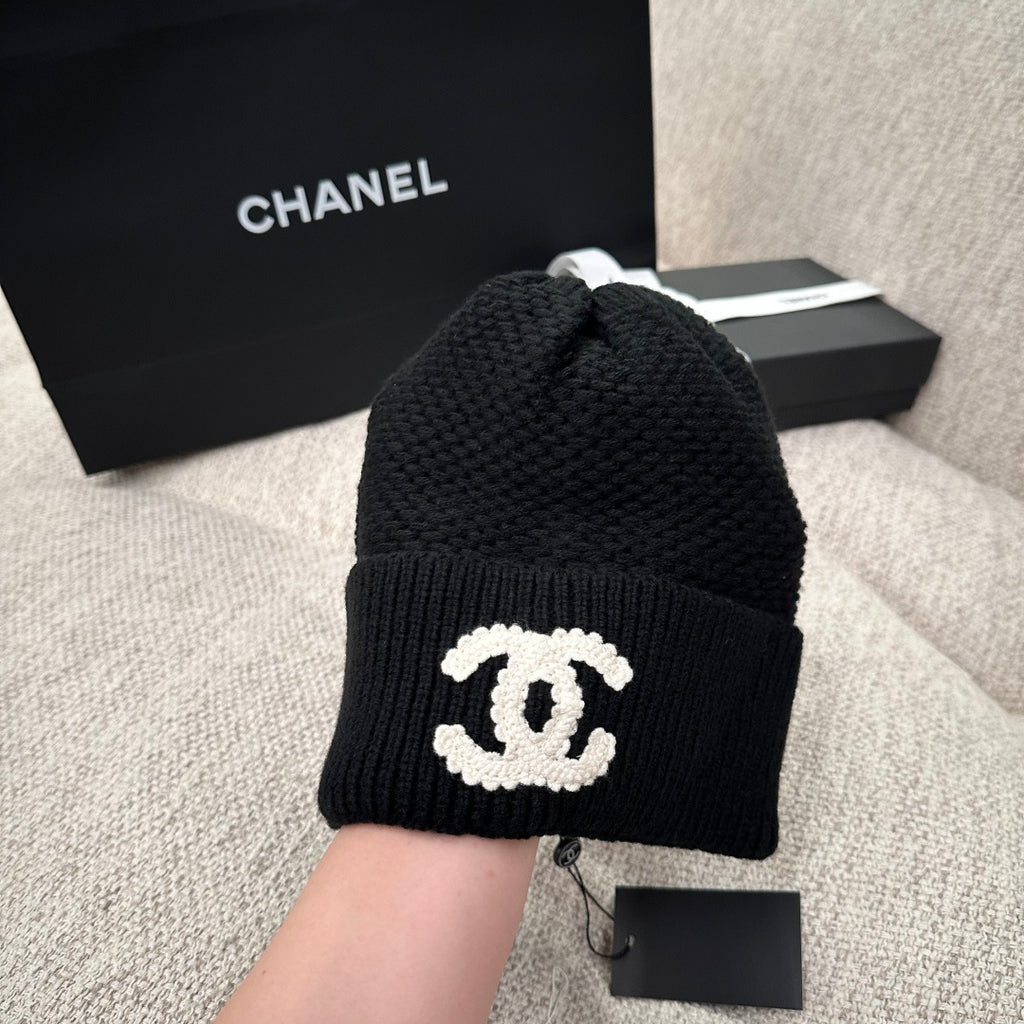 M1R86C17 Fashion hats