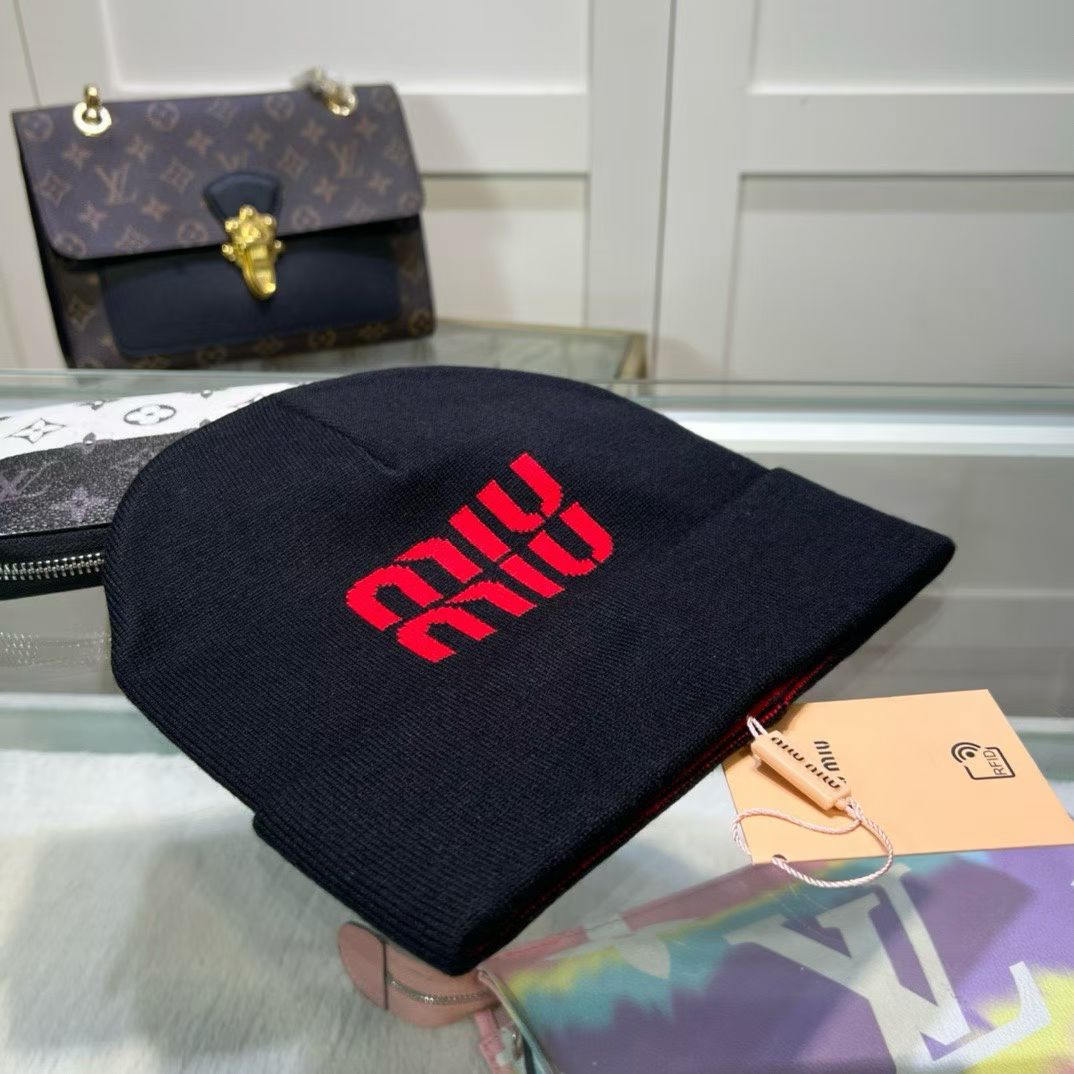 M1R86A28 Fashion hats