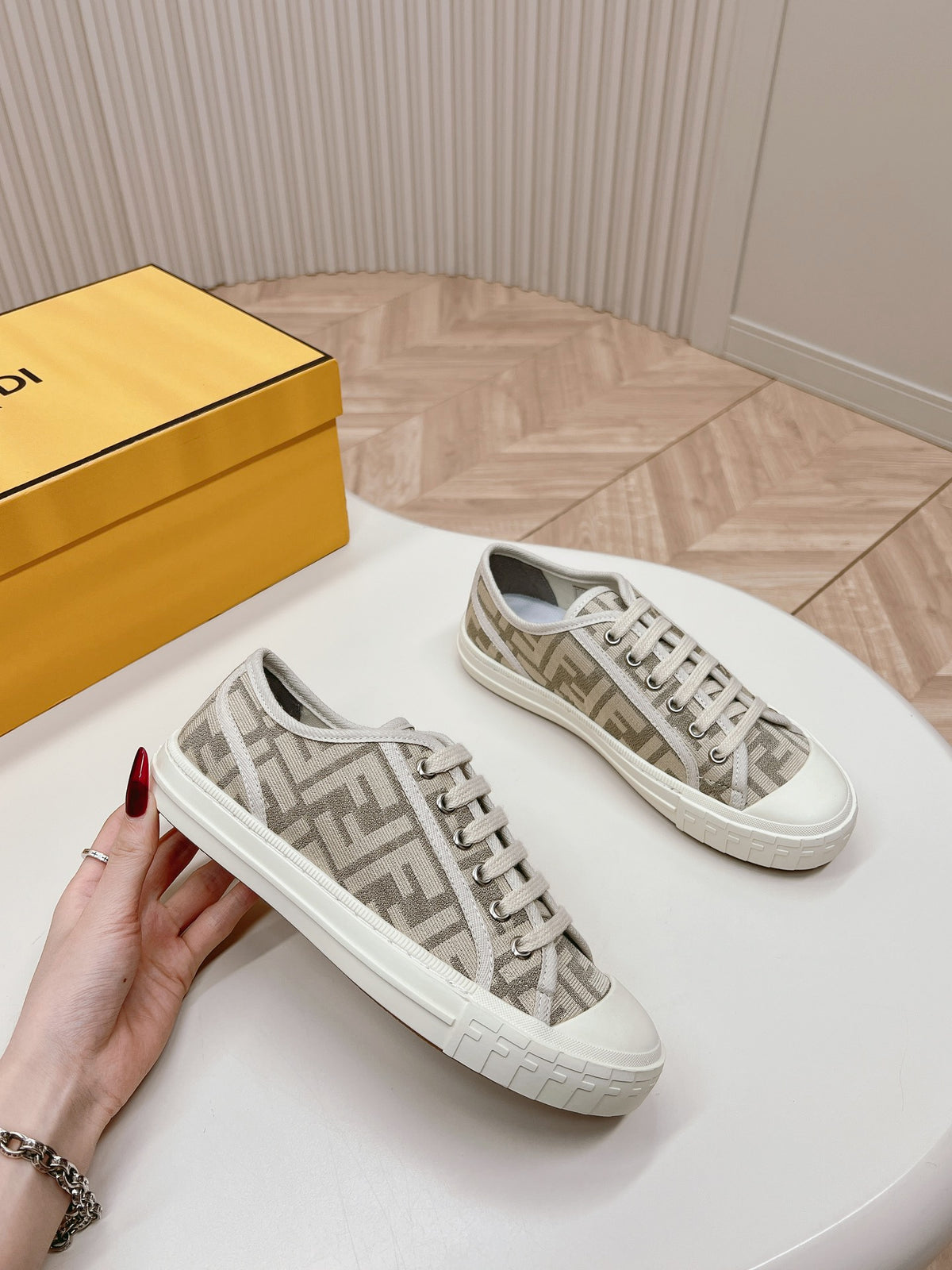 2105QF423Z Popular high-quality Shoes