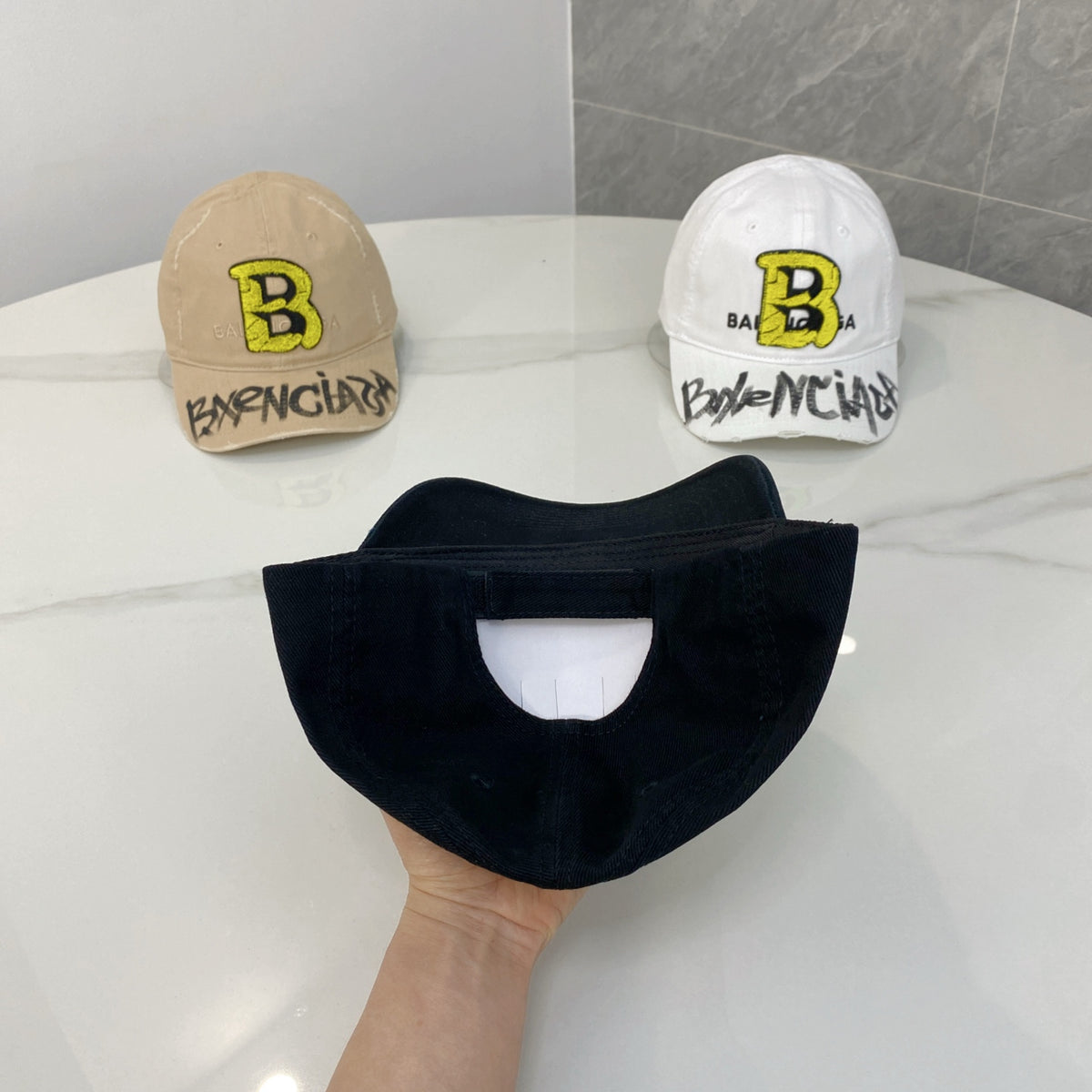 M1R86J128 Popular hats