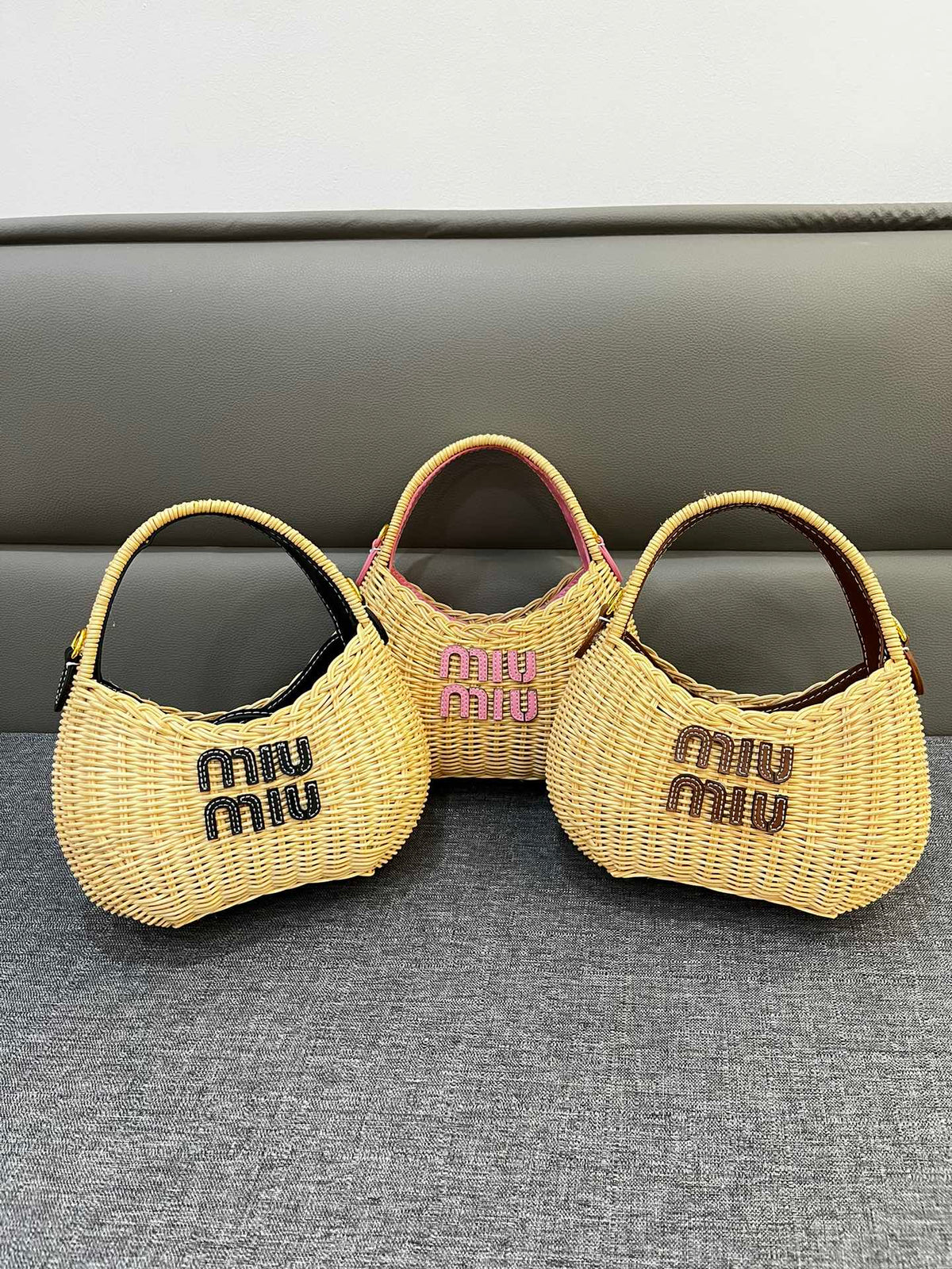 B1P46A119 Popular woven bag