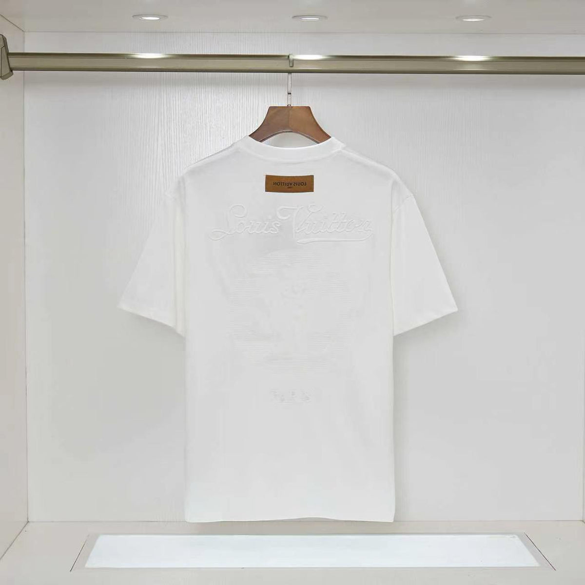 U1R86E12 Fashion T-shirts
