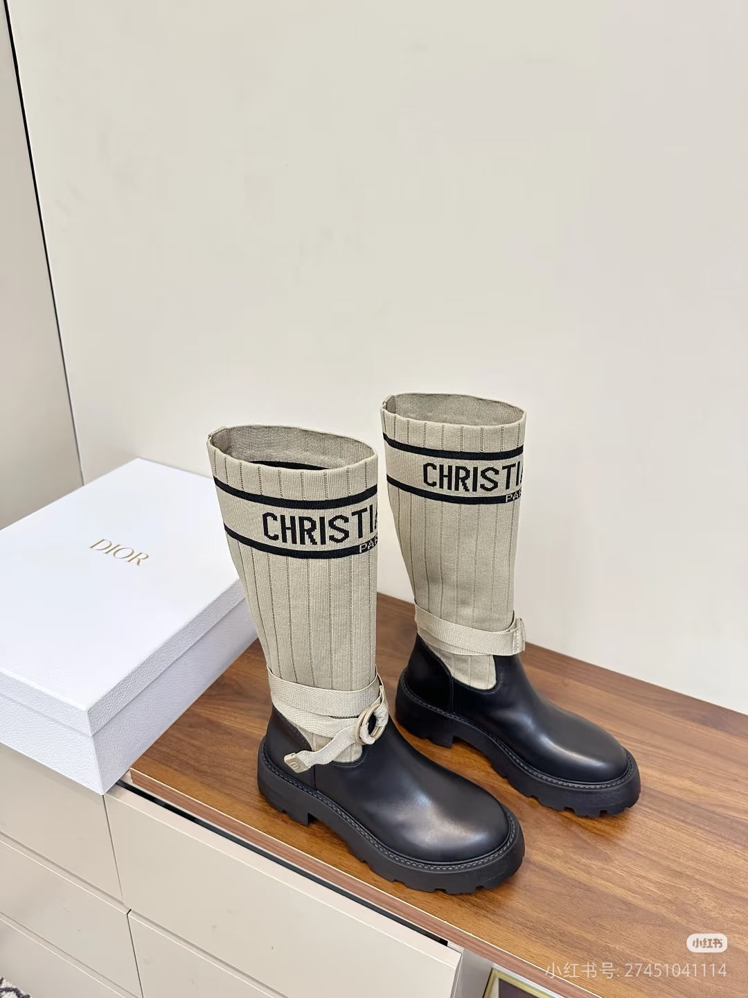 Z2P106D30 Fashion high-quality Boots
