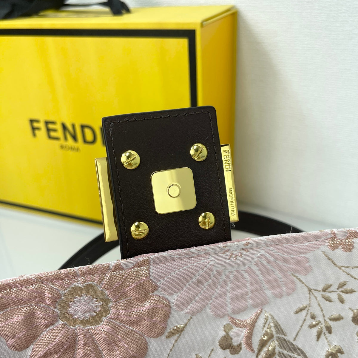 B1N96F31 Fashion bag