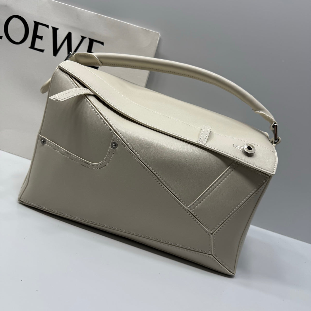 146RA12B Popular leather bag