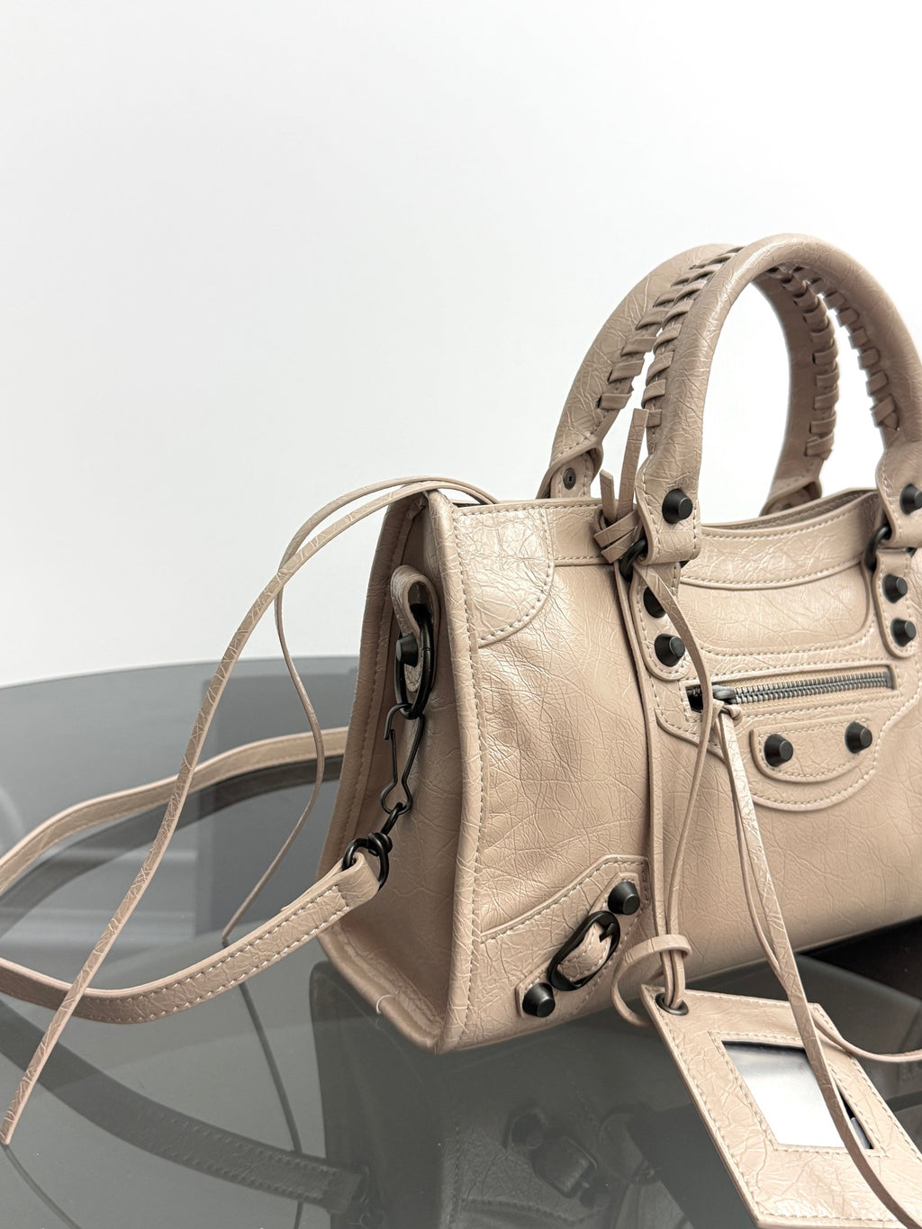 B1R106J4 Fashion leather bag