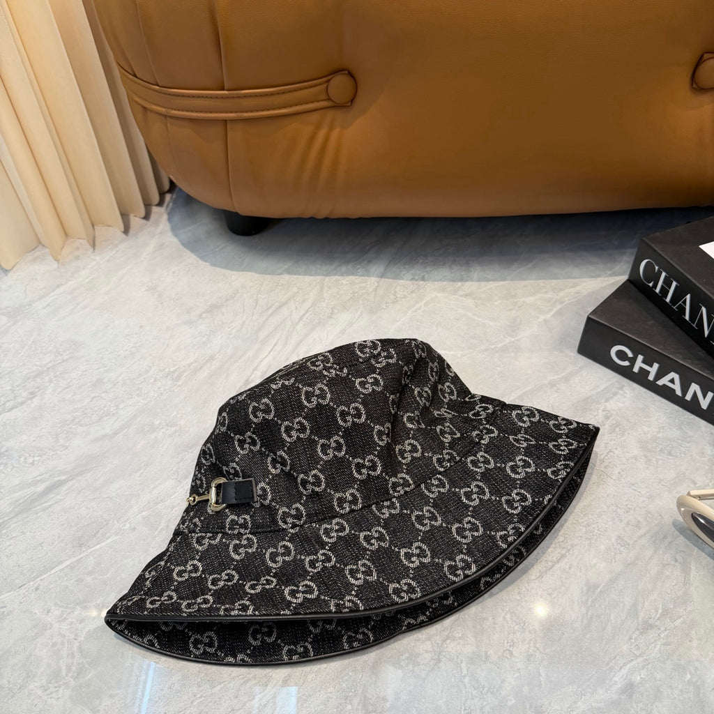 M1N76B4 Fashion hats