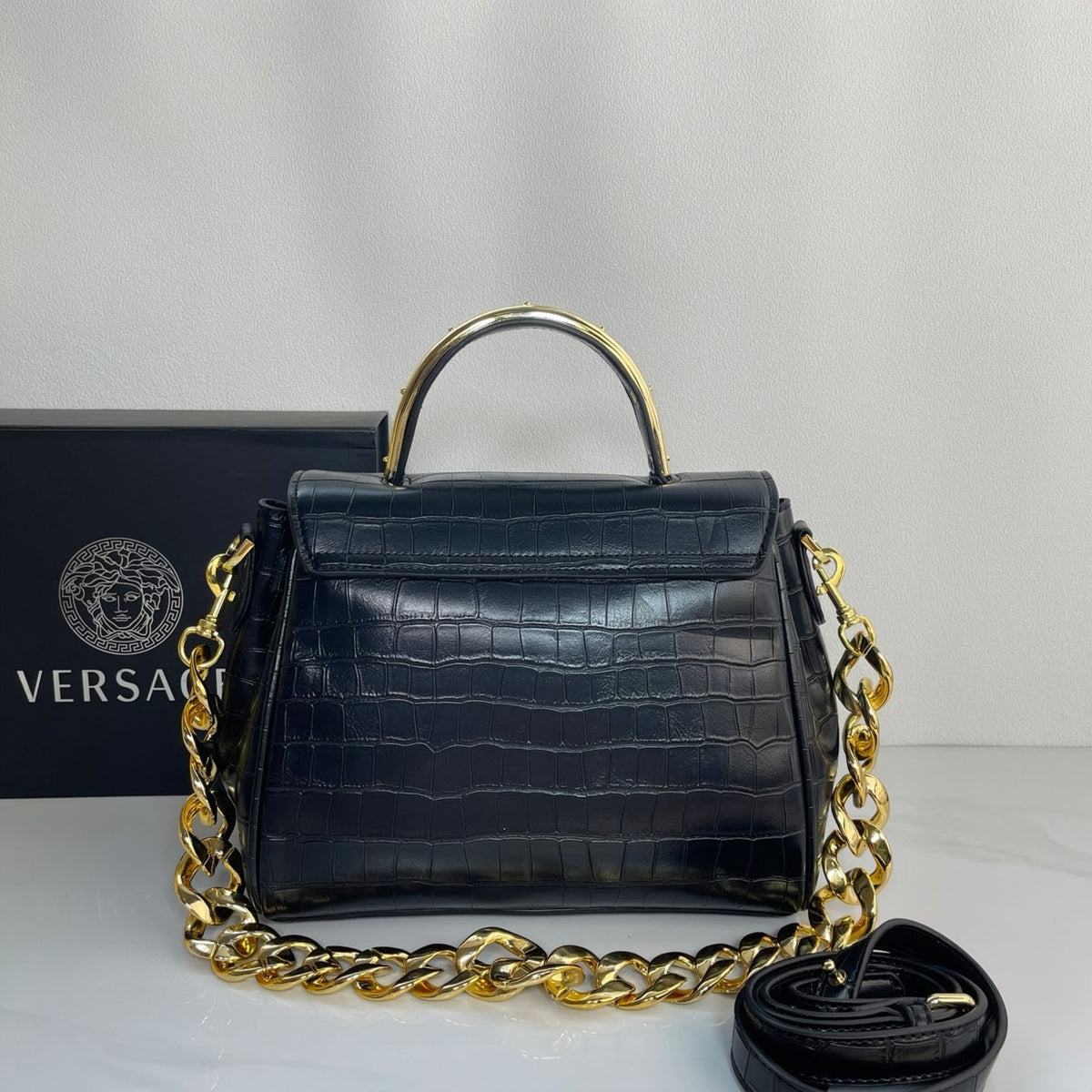 B1N96A32 Popular leather bag