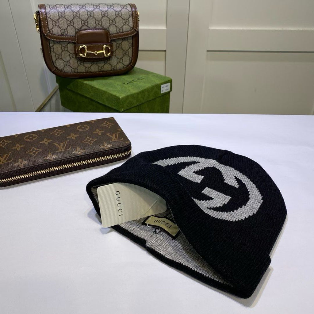 M1R86B56 Fashion hats