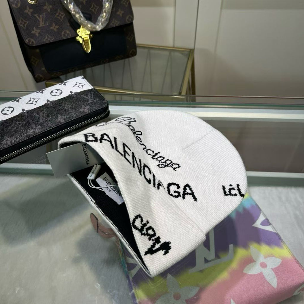 M1R86J75 Fashion hats