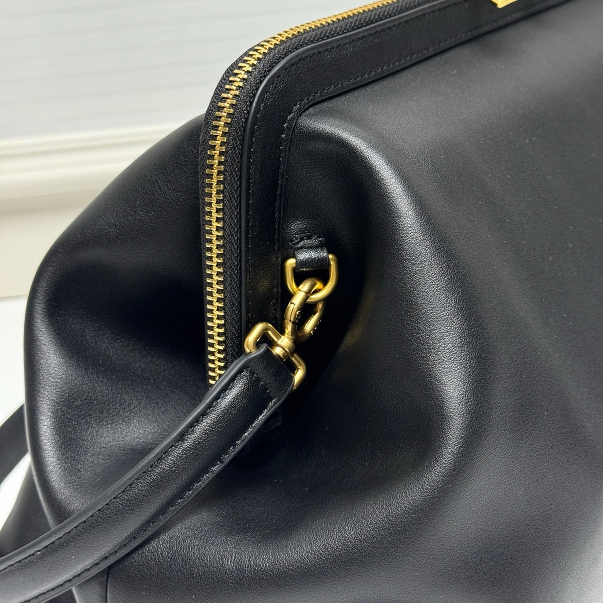 B1R106N1 Fashion leather bag
