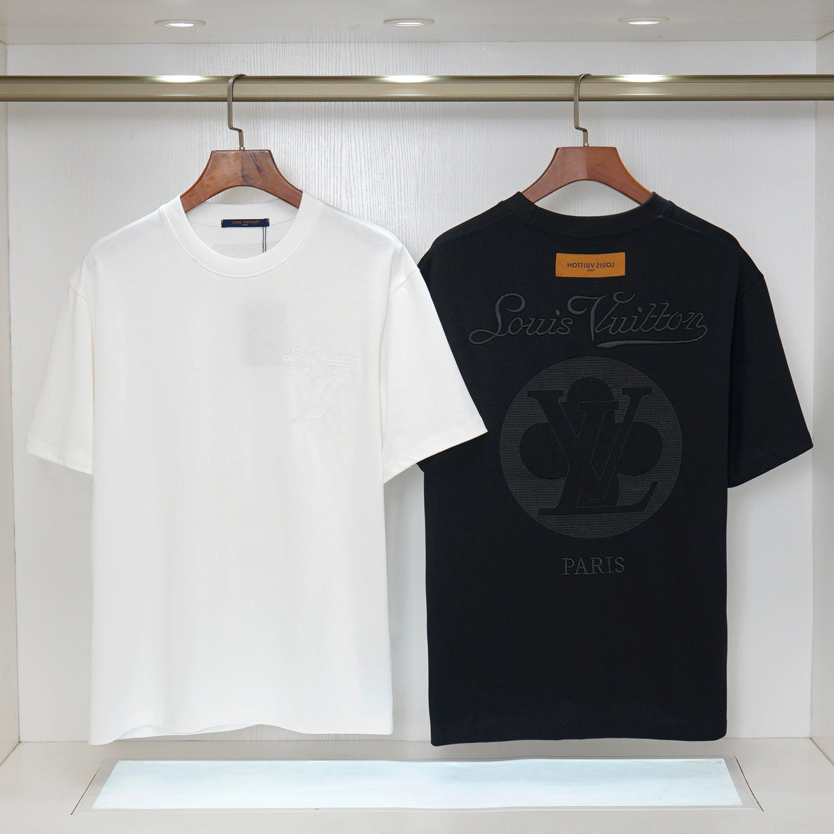 U1R86E12 Fashion T-shirts