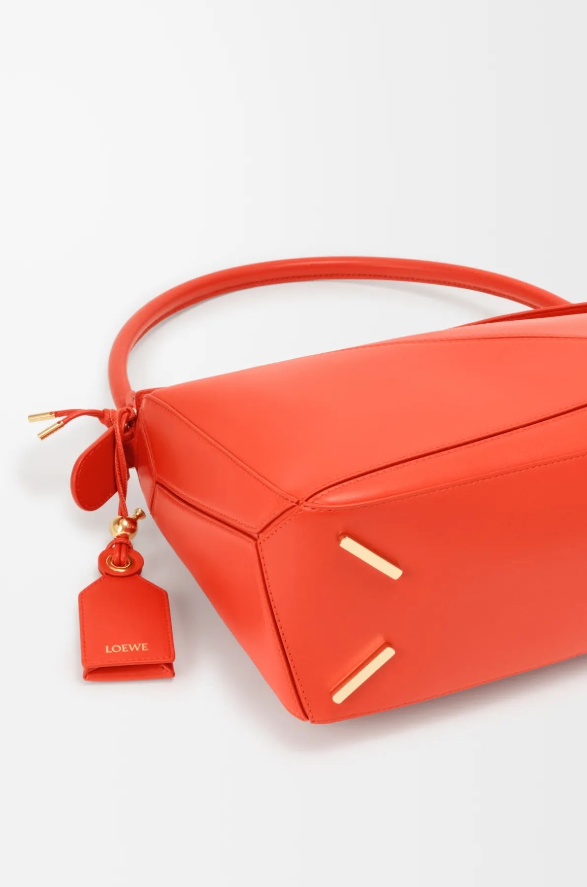 B1R66A16 Fashion leather bag