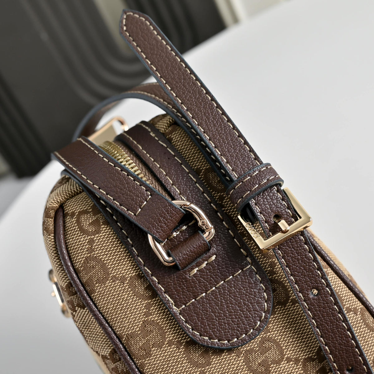 B1N96U30 Fashion bag