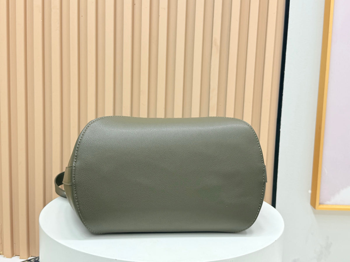 B1R76D45 Fashion leather bag