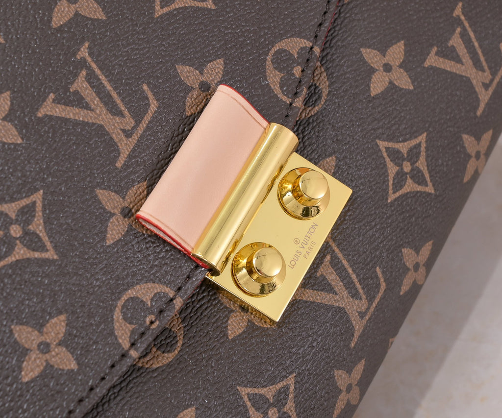 B1X66E9 Fashion high-quality leather bag