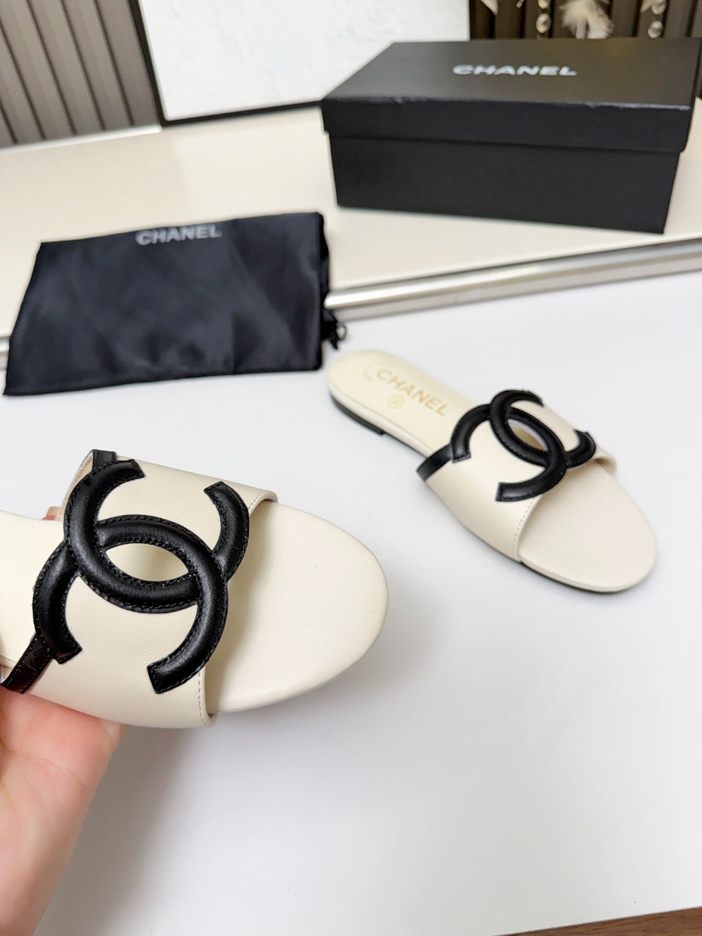ZPX76C7 Fashion high-quality leather slippers