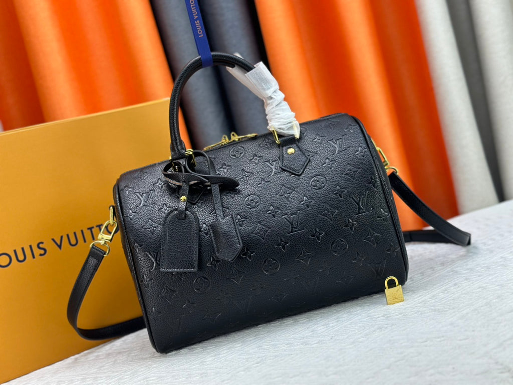 156XE29B Popular leather bag