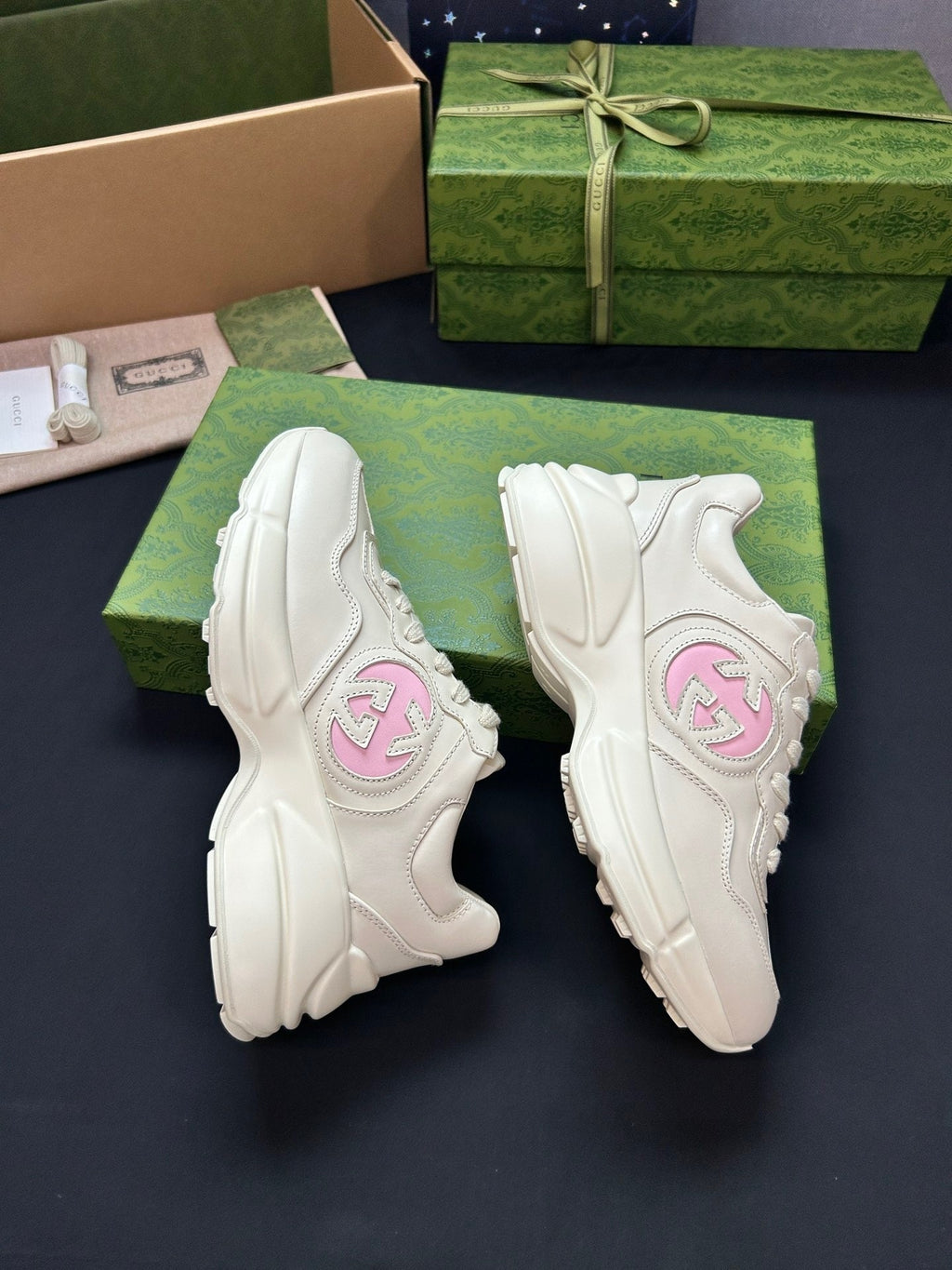 Z2P96B28 Popular high-quality leather shoes