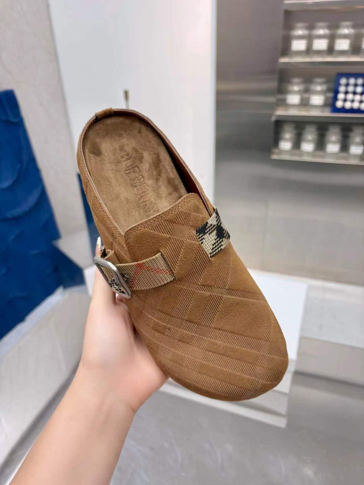 Z2R86R16 Fashion high-quality shoes