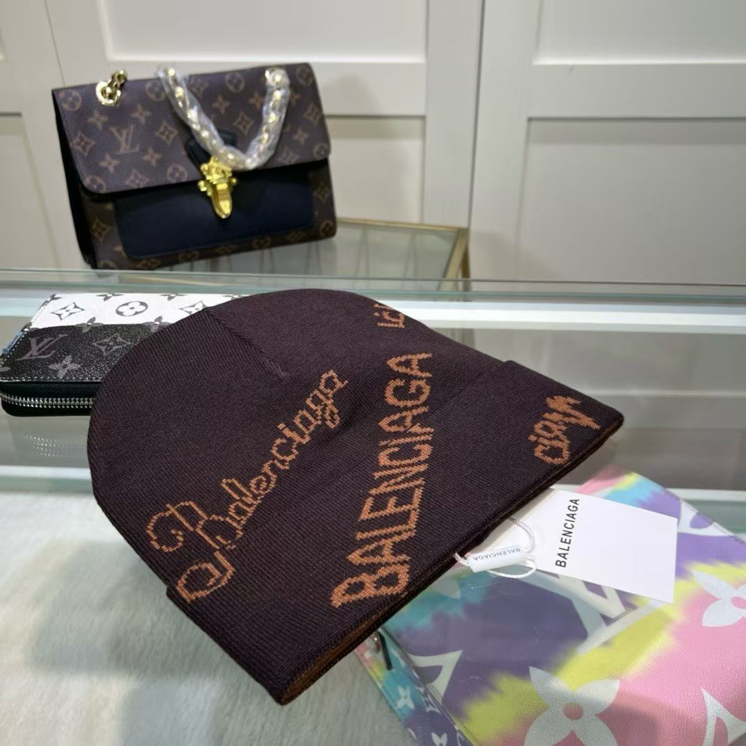M1R86J75 Fashion hats