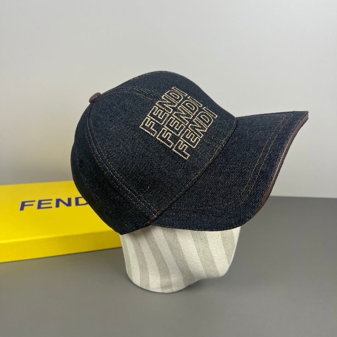 M1R76F18 Fashion hats