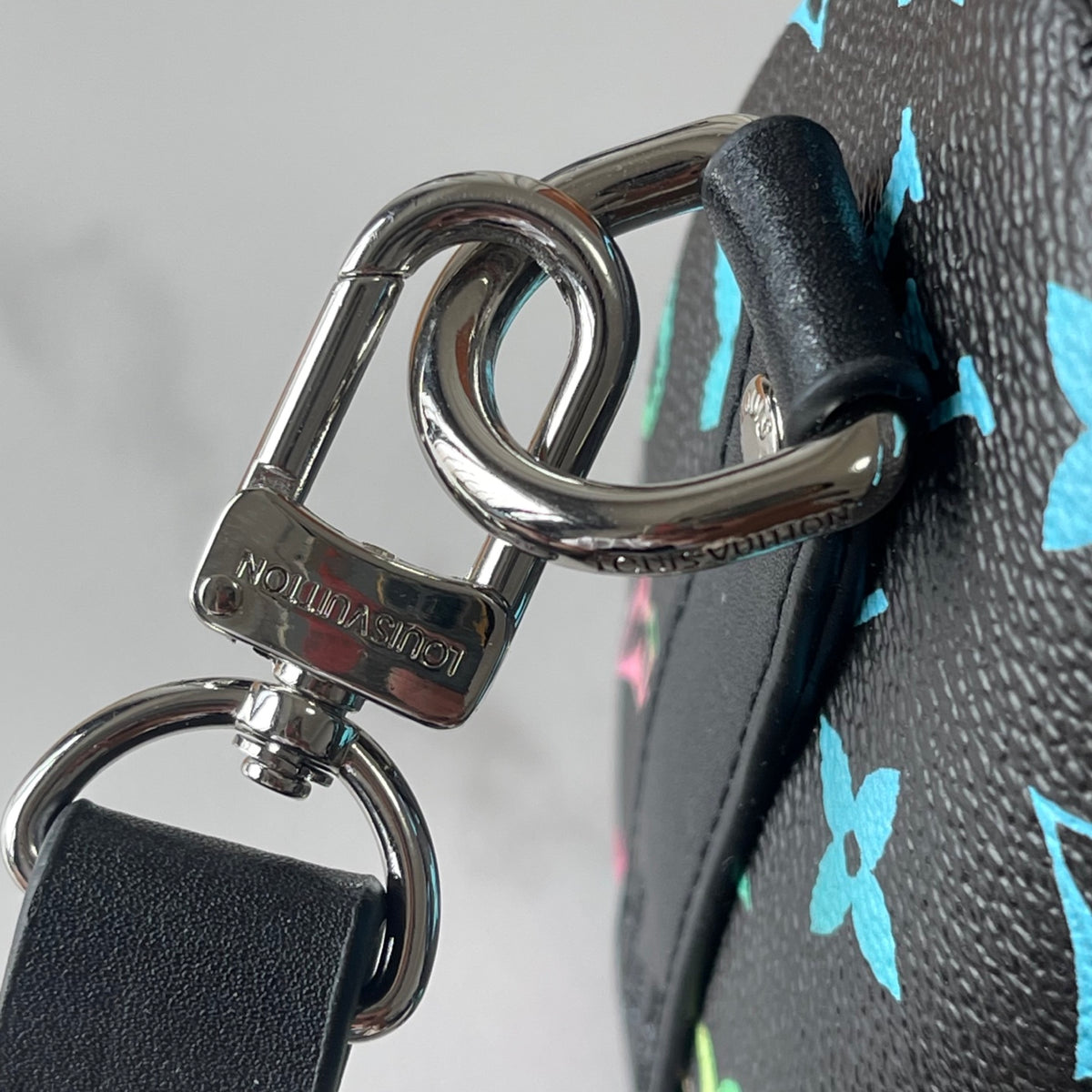 146PE32B Popular leather bag