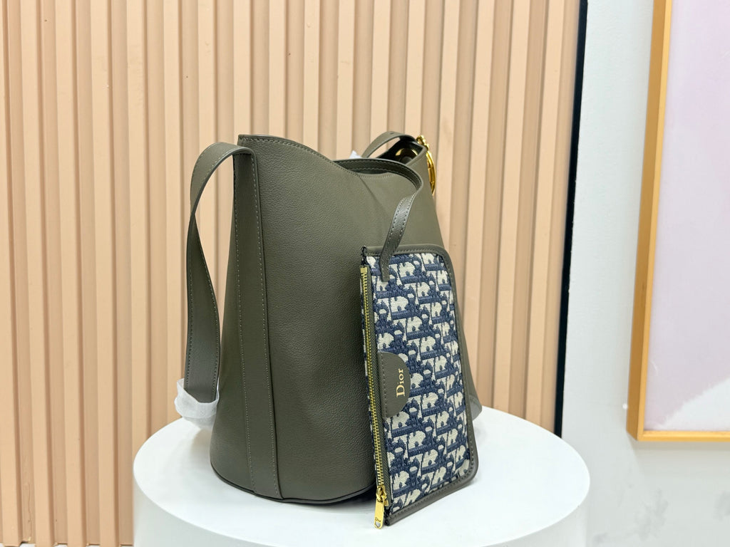 B1R76D45 Fashion leather bag